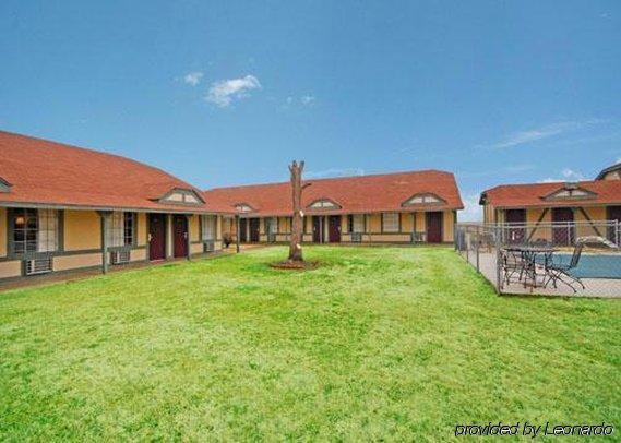 Econo Lodge Pryor Creek Eksteriør billede