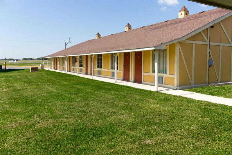 Econo Lodge Pryor Creek Eksteriør billede